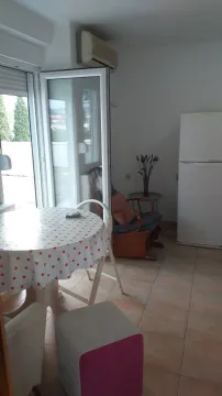 Rent, one bedroom apartment, 27m², Preko Morače, Podgorica - image 9