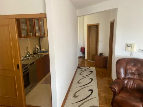 Rent, one bedroom apartment, 57m², Rozino, Budva - image 8