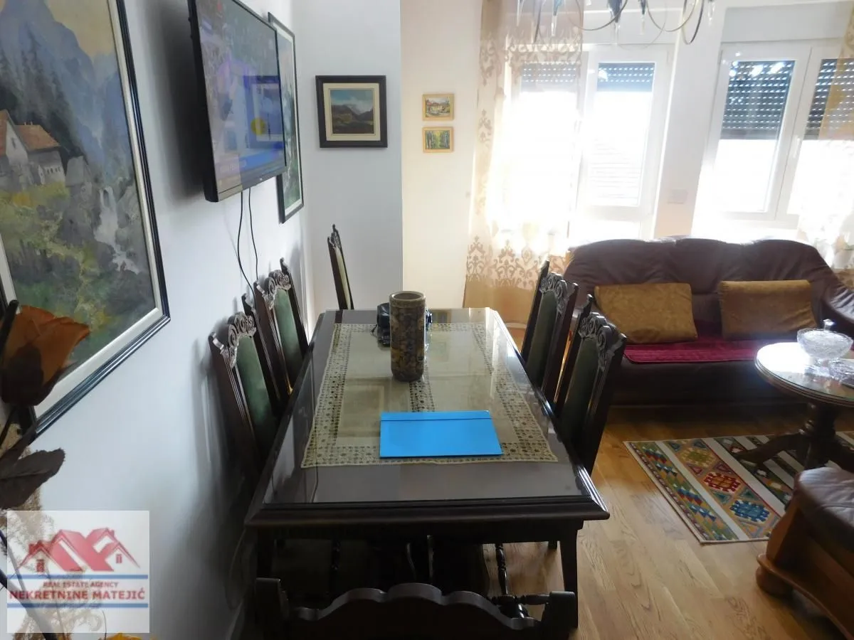 Prodaja, dvosoban stan, 67m², Mala vaga, Kragujevac