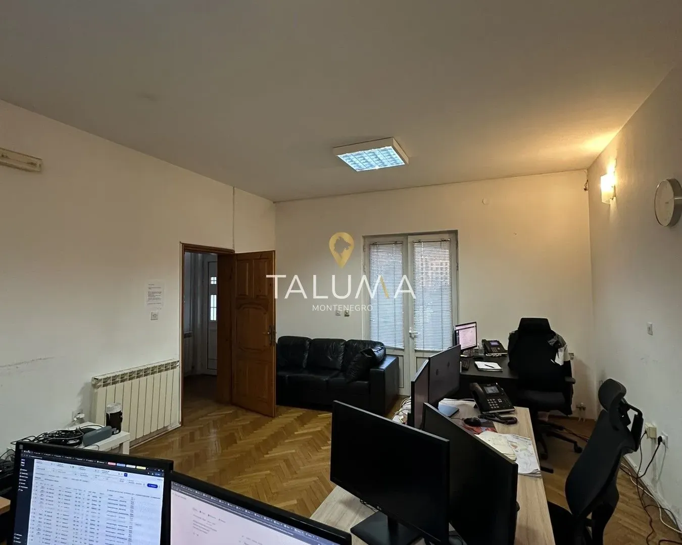 Rent, house, 360m², Momišići, Podgorica
