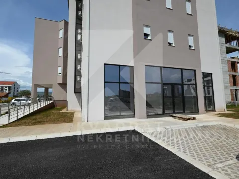 Rent, office space, 62m², Zabjelo, Podgorica - image 7