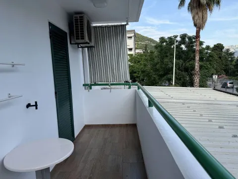 Rent, studio apartment, 40m², Centar, Budva - image 4