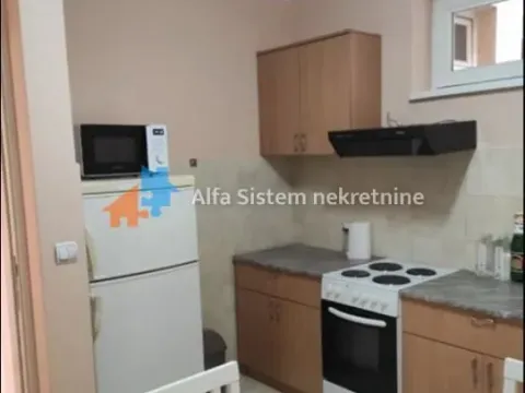 Izdavanje, trosoban stan, 80m², Lion, Zvezdara Sve Podlokacije - image 5