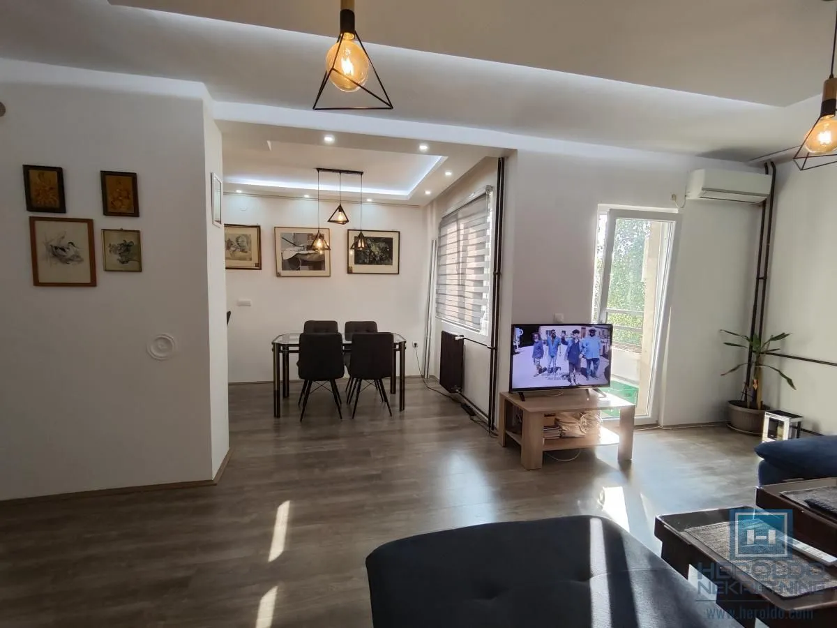 Prodaja, dvosoban stan, 67m², Sarina Medja, Jagodina