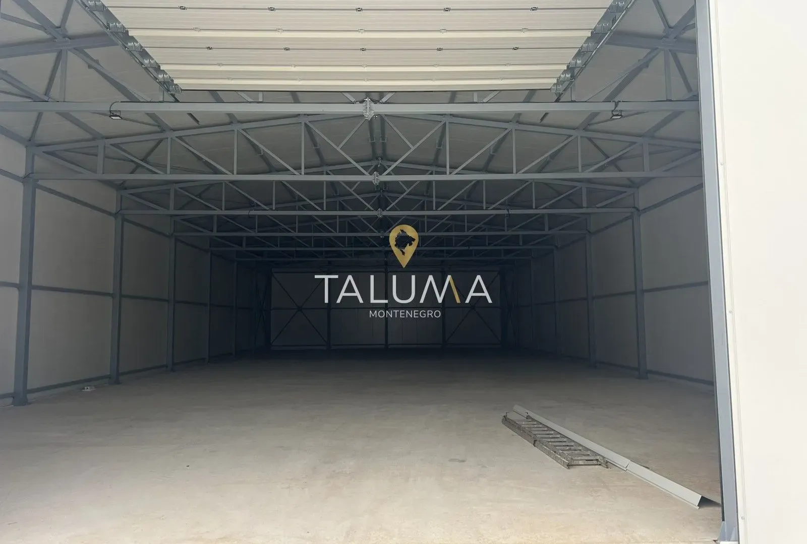 Rent, office space, 584m², Kuće Rakića, Podgorica