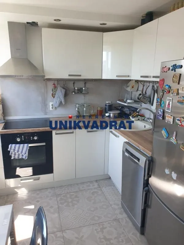 Prodaja, četvorosoban stan, 123m², Čukarica, Beograd