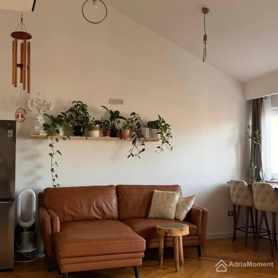 Prodaja, dvosoban stan, 68m², Centar, Tivat