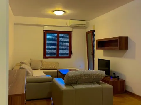 Rent, one bedroom apartment, 63m², Rozino, Budva - image 7