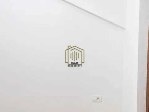 Prodaja, jednosoban stan, 41m², Stari Aerodrom, Podgorica - image 9