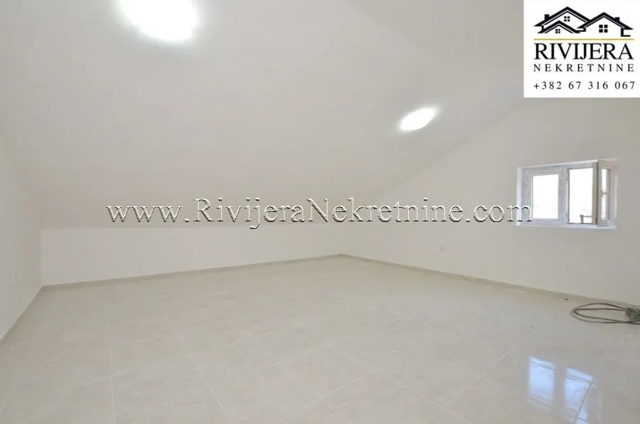 Prodaja, dvosoban stan, 100m², Herceg Novi, Crna Gora