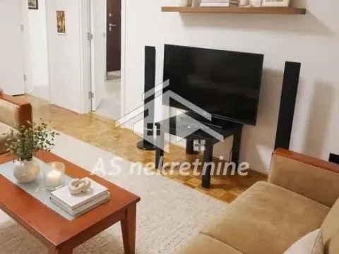 Rent, two bedroom apartment, 65m², Slavija, Vračar Sve Podlokacije - image 2