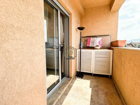 Izdavanje, dvosoban stan, 90m², Stari Aerodrom, Podgorica - image 18