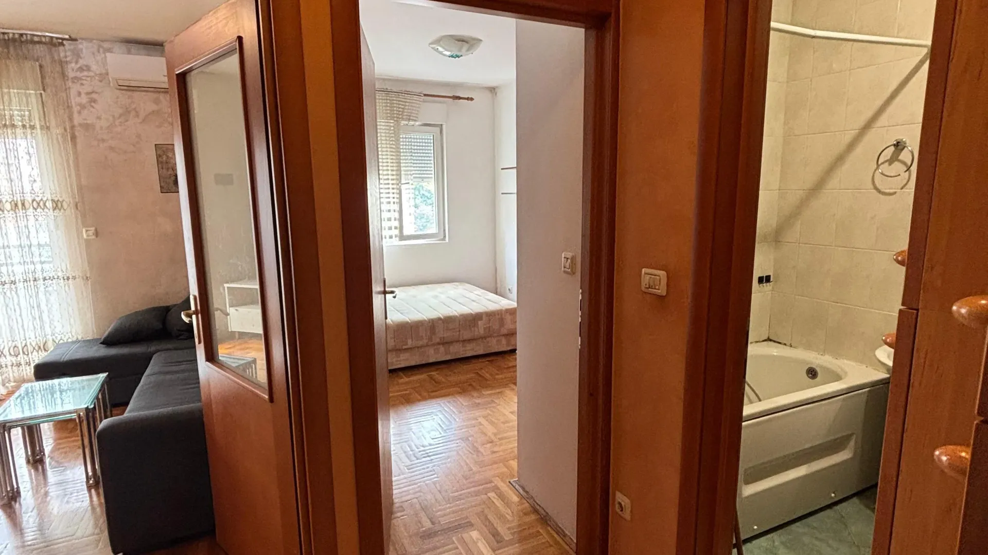 Rent, one bedroom apartment, 40m², Stari Aerodrom, Podgorica