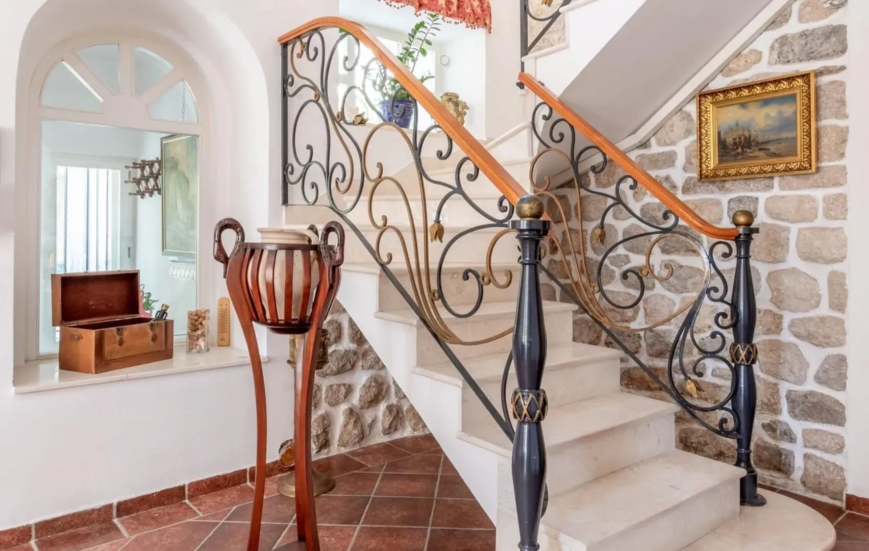 Sale, house, 409m², Ljuta, Kotor