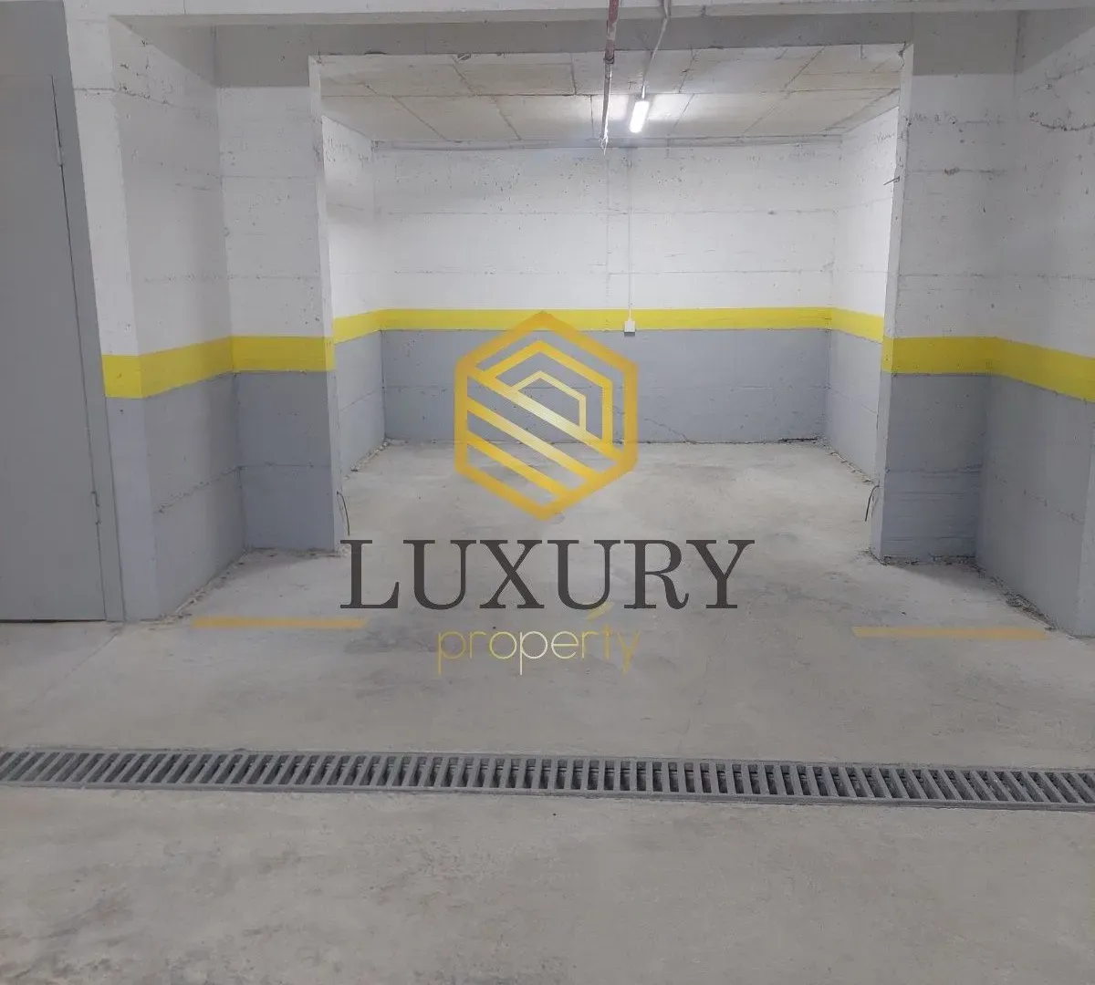 Rent, studio apartment, 30m², Stari Aerodrom, Podgorica