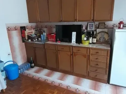 Prodaja, kuća, 175m², Rakitovo, Jagodina - image 9