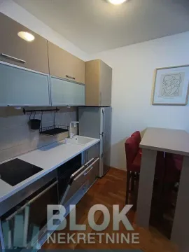 Izdavanje, jednosoban stan, 40m², Zabjelo, Podgorica - image 5