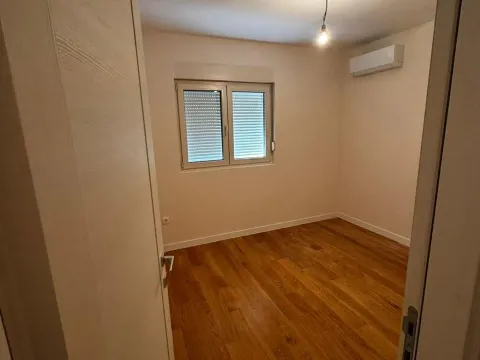 Prodaja, dvosoban stan, 68m², Central Point, Podgorica - image 10