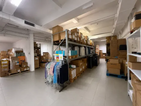 Rent, office space, 200m², Kluz, Zvezdara Sve Podlokacije - image 12