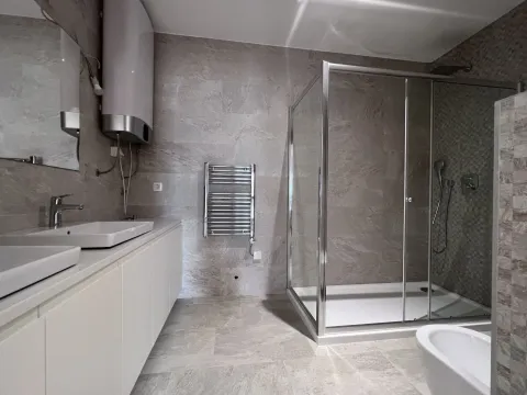 Sale, five bedroom apartment, 198m², Kotor, Crna Gora - image 14