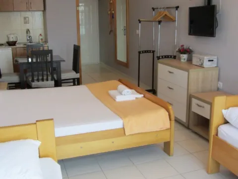 Sale, studio apartment, 26m², Rafailovići, Budva - image 2