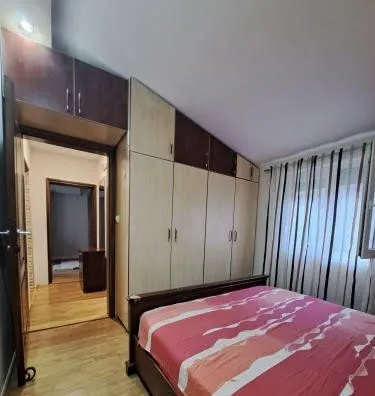 Izdavanje, dvosoban stan, 55m², Preko Morače, Podgorica