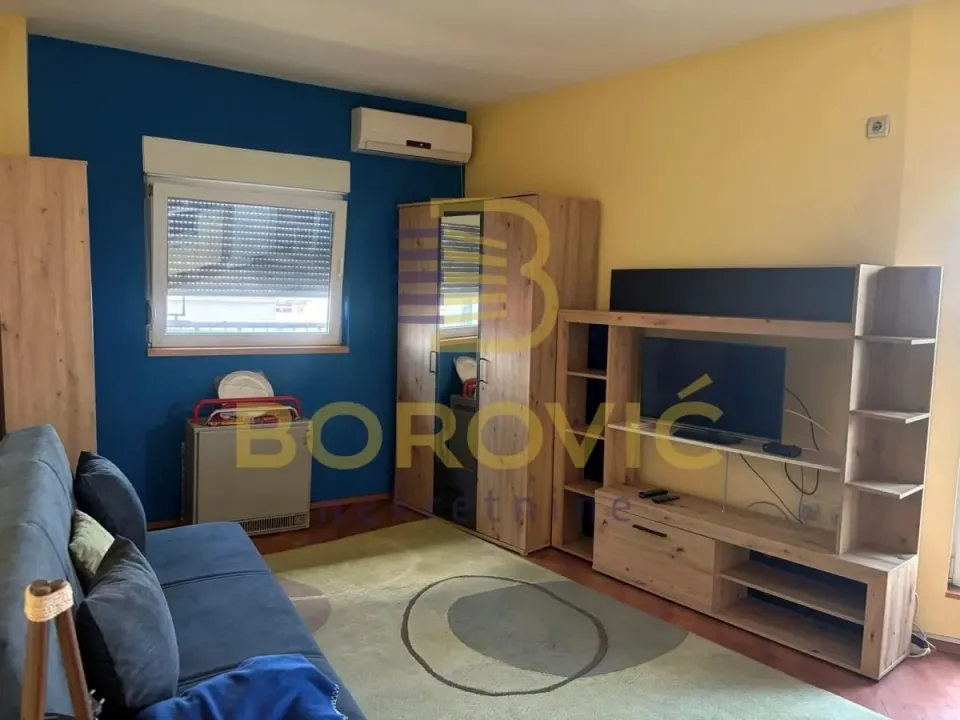 Rent, studio apartment, 22m², Voždovac Sve Podlokacije, Beograd