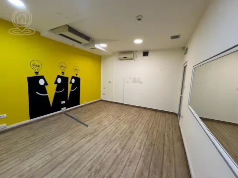 Rent, office space, 30m², Stari grad, Novi Sad - image 2