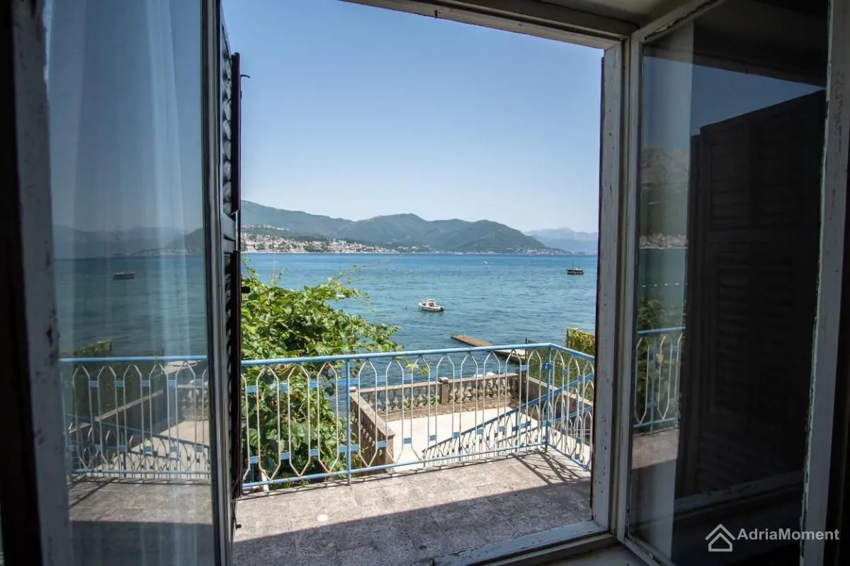 Prodaja, kuća, 120m², Sutorina, Herceg Novi