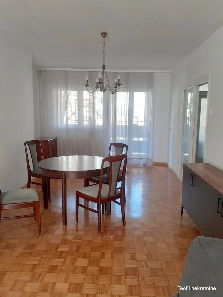 Rent, four bedroom apartment, 106m², Palilula, Niš