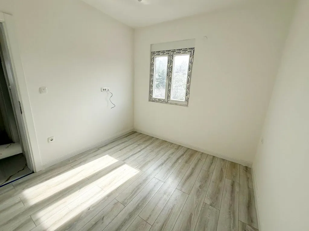 Prodaja, trosoban stan, 53m², Gorica C, Podgorica