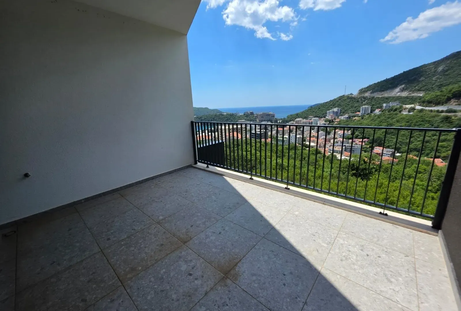 Prodaja, jednosoban stan, 59m², Bečići, Budva