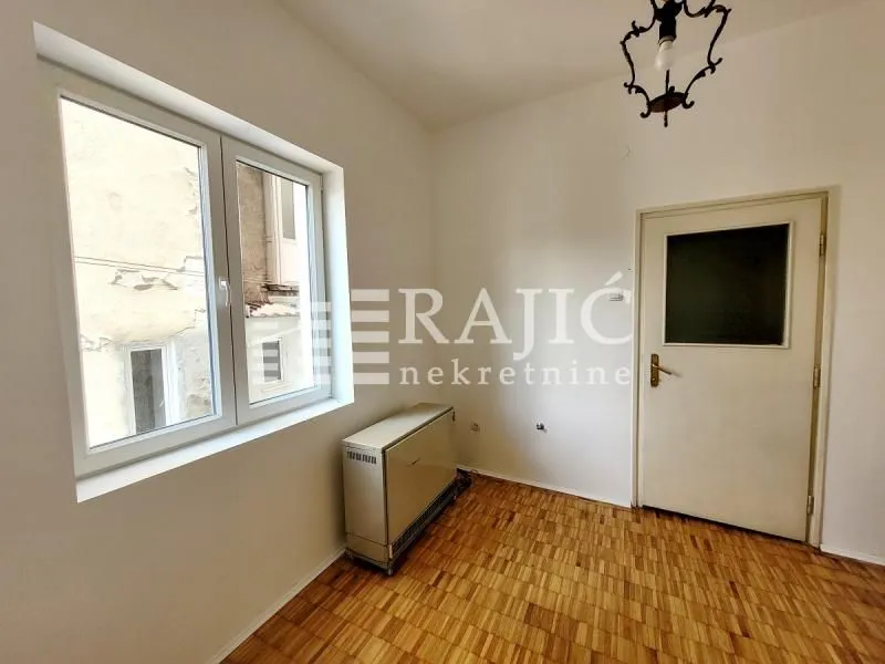 Rent, two bedroom apartment, 75m², Savski Venac, Beograd