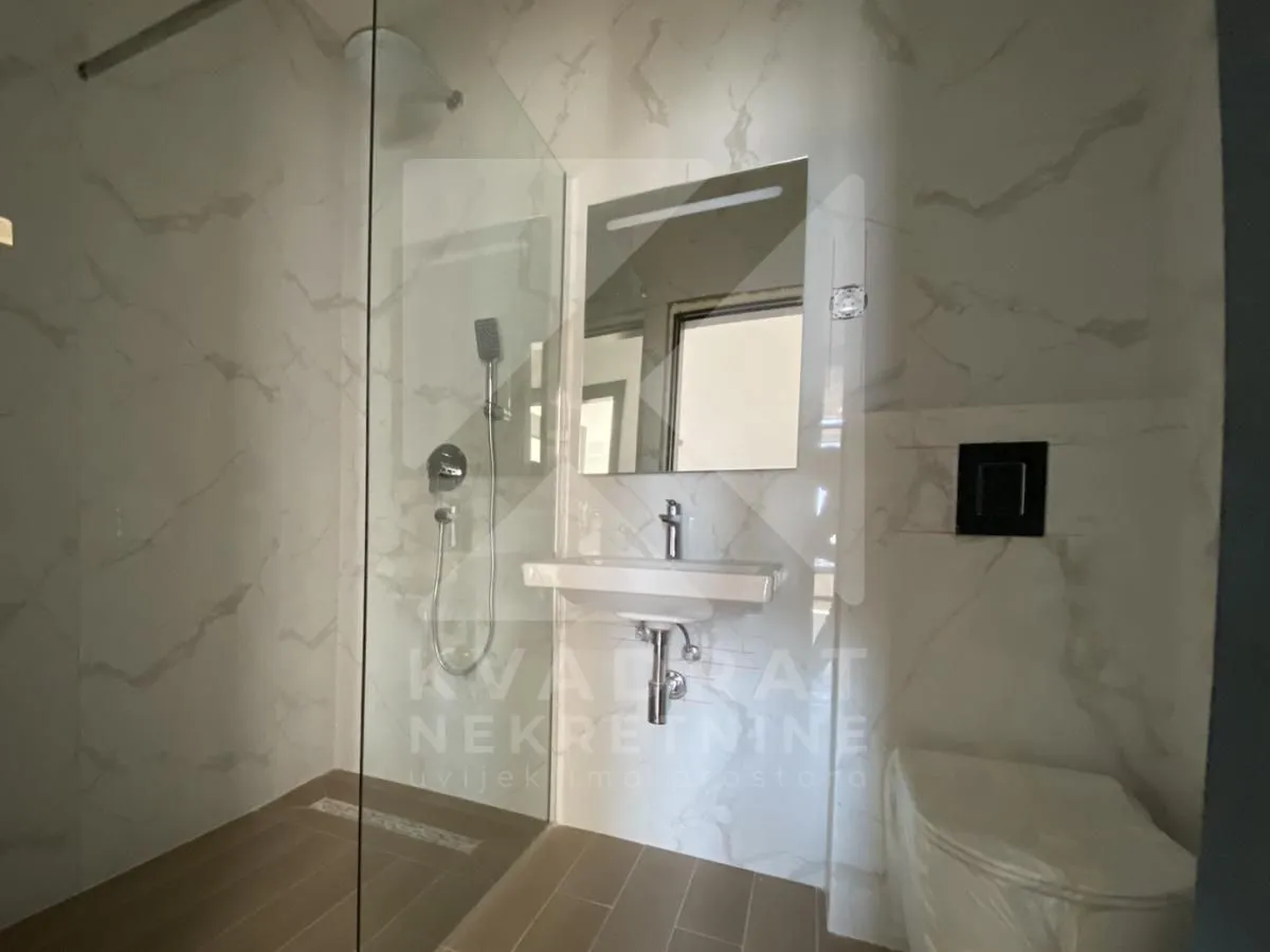 Prodaja, dvosoban stan, 52m², Gorica C, Podgorica