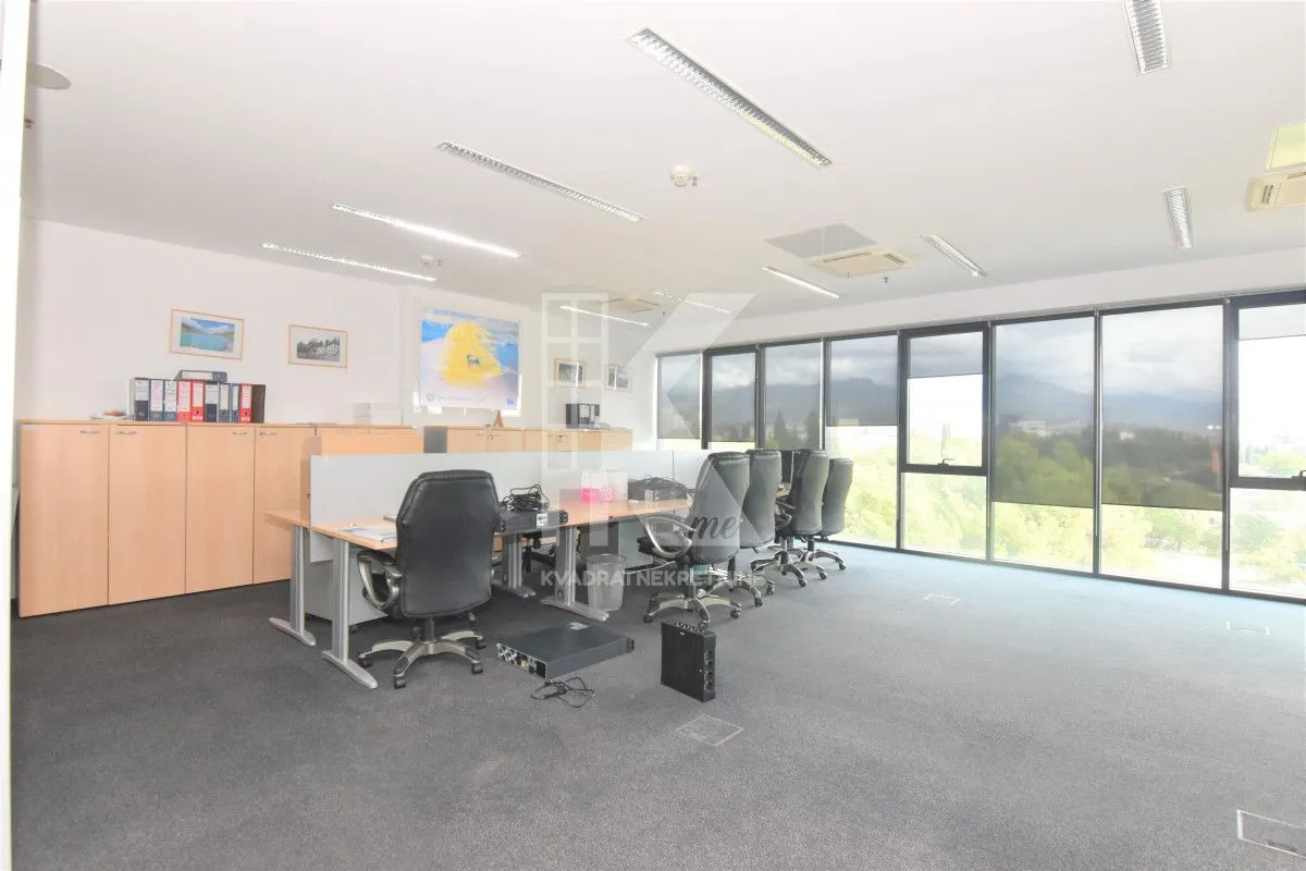 Rent, office space, 318m², Preko Morače, Podgorica