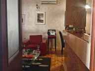 Prodaja, kuća, 221m², Stara Varoš, Podgorica - image 3