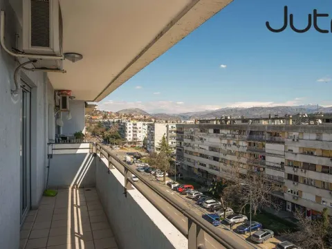 Izdavanje, trosoban stan, 90m², Podgorica, Crna Gora - image 6