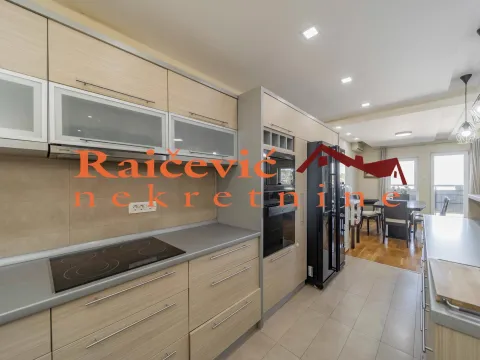 Prodaja, četvorosoban stan, 160m², Zvezdara Sve Podlokacije, Beograd - image 6