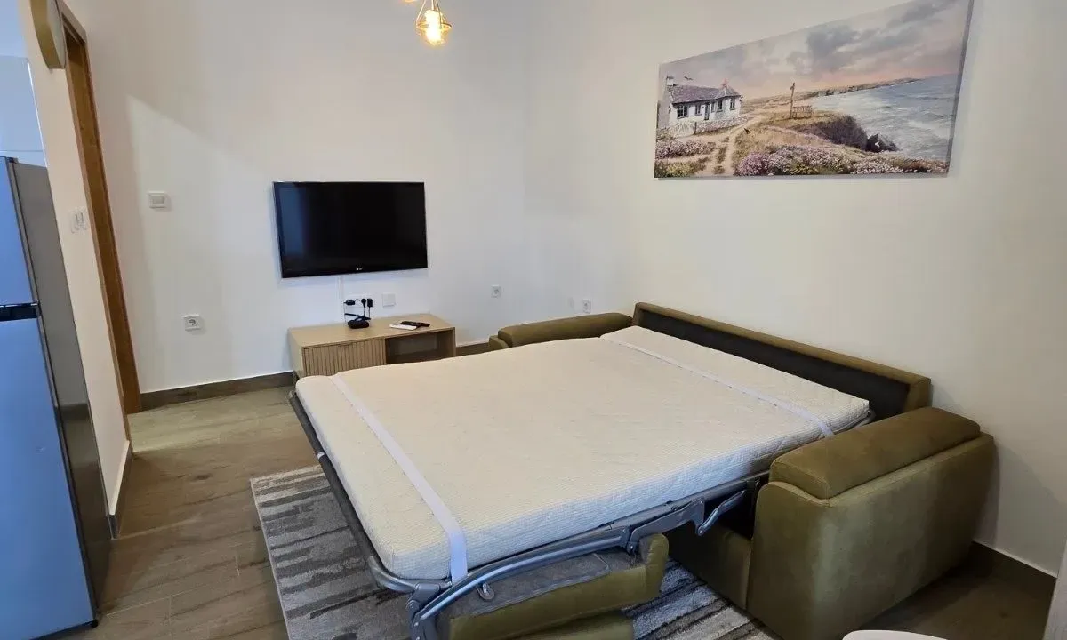 Rent, studio apartment, 25m², Momišići, Podgorica