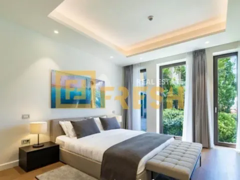 Sale, one bedroom apartment, 90m², Herceg Novi, Crna Gora - image 9