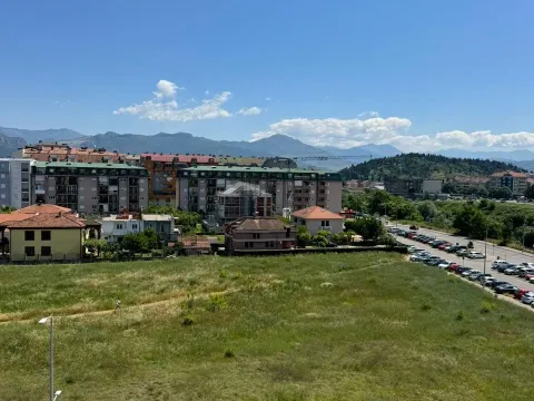 Izdavanje, jednosoban stan, 42m², City Kvart, Podgorica - image 5