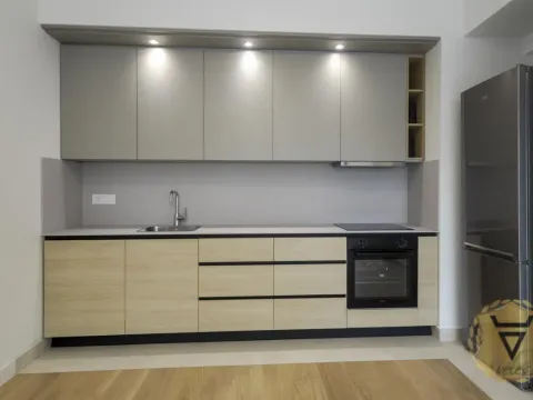 Izdavanje, trosoban stan, 78m², Savski Venac, Beograd - image 3