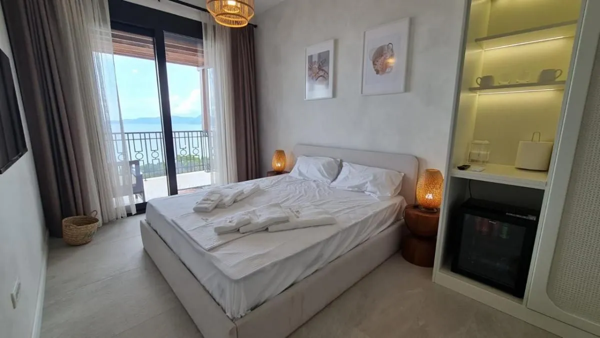Sale, house, 300m², Reževići, Budva