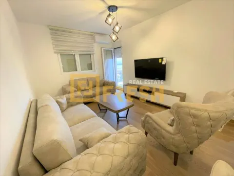 Izdavanje, jednosoban stan, 48m², City Kvart, Podgorica