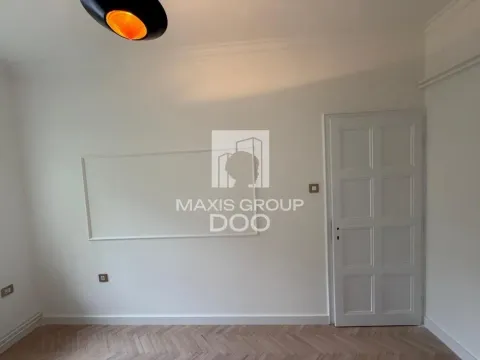 Izdavanje, trosoban stan, 80m², Slavija, Vračar Sve Podlokacije - image 7