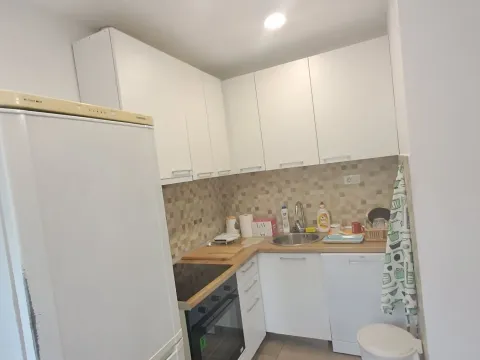 Izdavanje, dvosoban stan, 68m², Gintaš, Podgorica - image 3