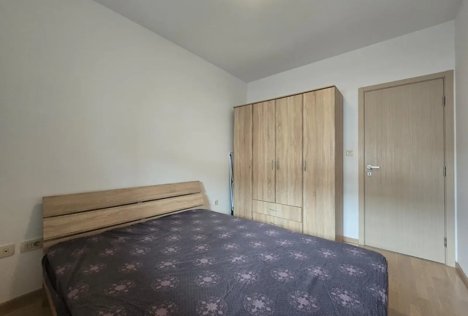 Izdavanje, jednosoban stan, 48m², City Kvart, Podgorica