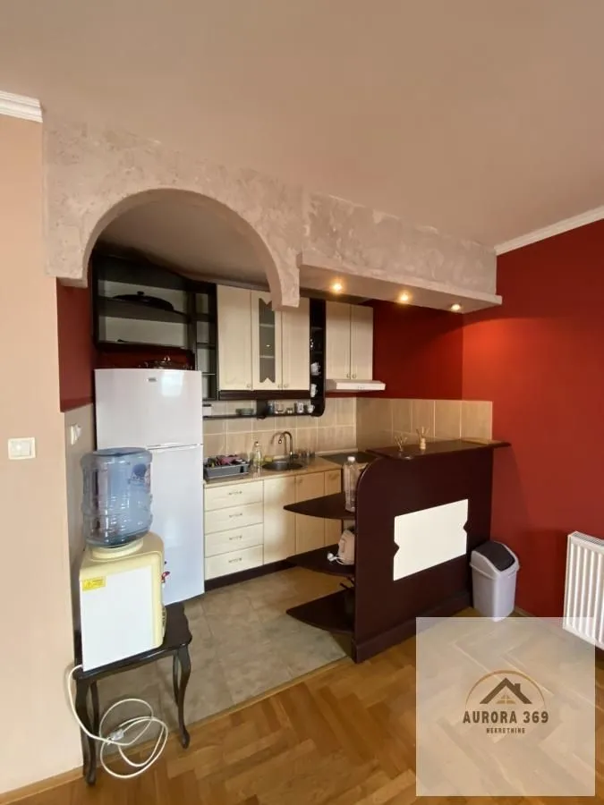 Prodaja, trosoban stan, 100m², Betanija, Novi Sad Sve Podlokacije