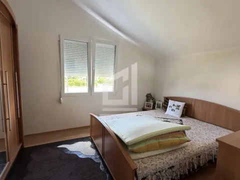 Prodaja, kuća, 187m², Zlatica, Podgorica - image 12