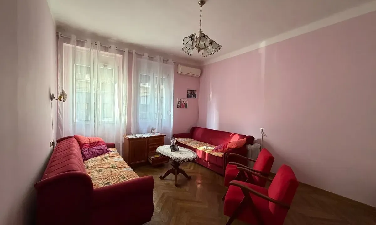 Sale, two bedroom apartment, 49m², Skadarlija, Beograd